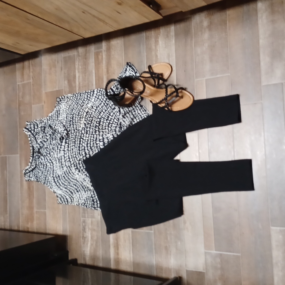 Womens MOSSIMO size medium tunic top